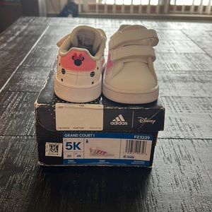 Adidas Disney sneaker size 5 Toddlers
